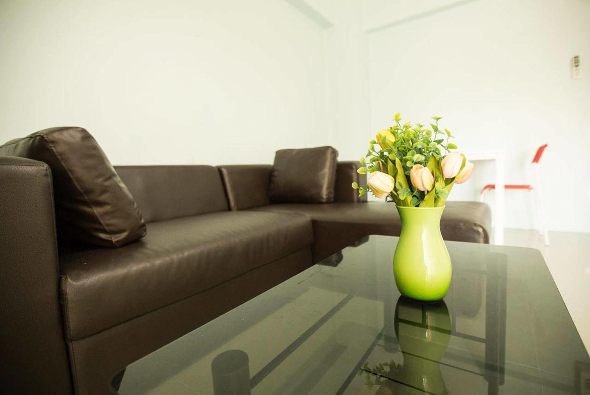 V At Bangsaen Otel Dış mekan fotoğraf