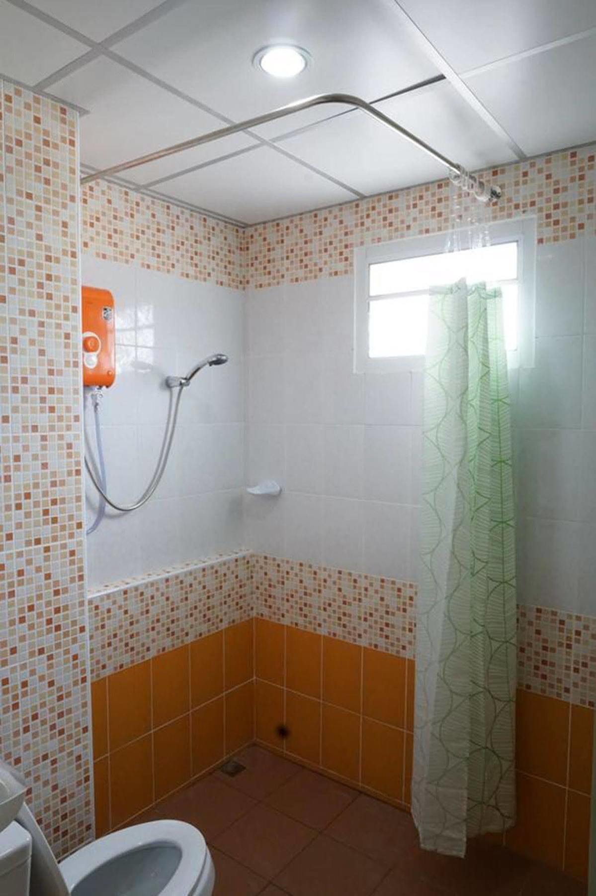 V At Bangsaen Otel Dış mekan fotoğraf