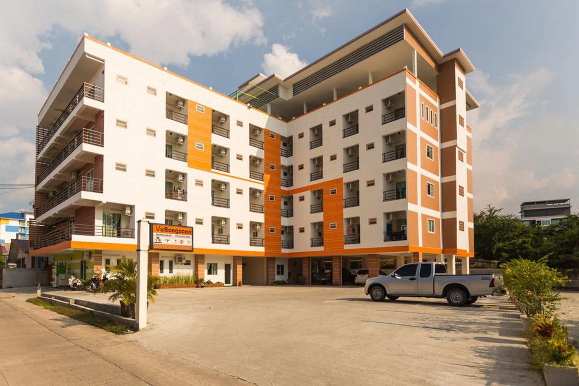 V At Bangsaen Otel Dış mekan fotoğraf